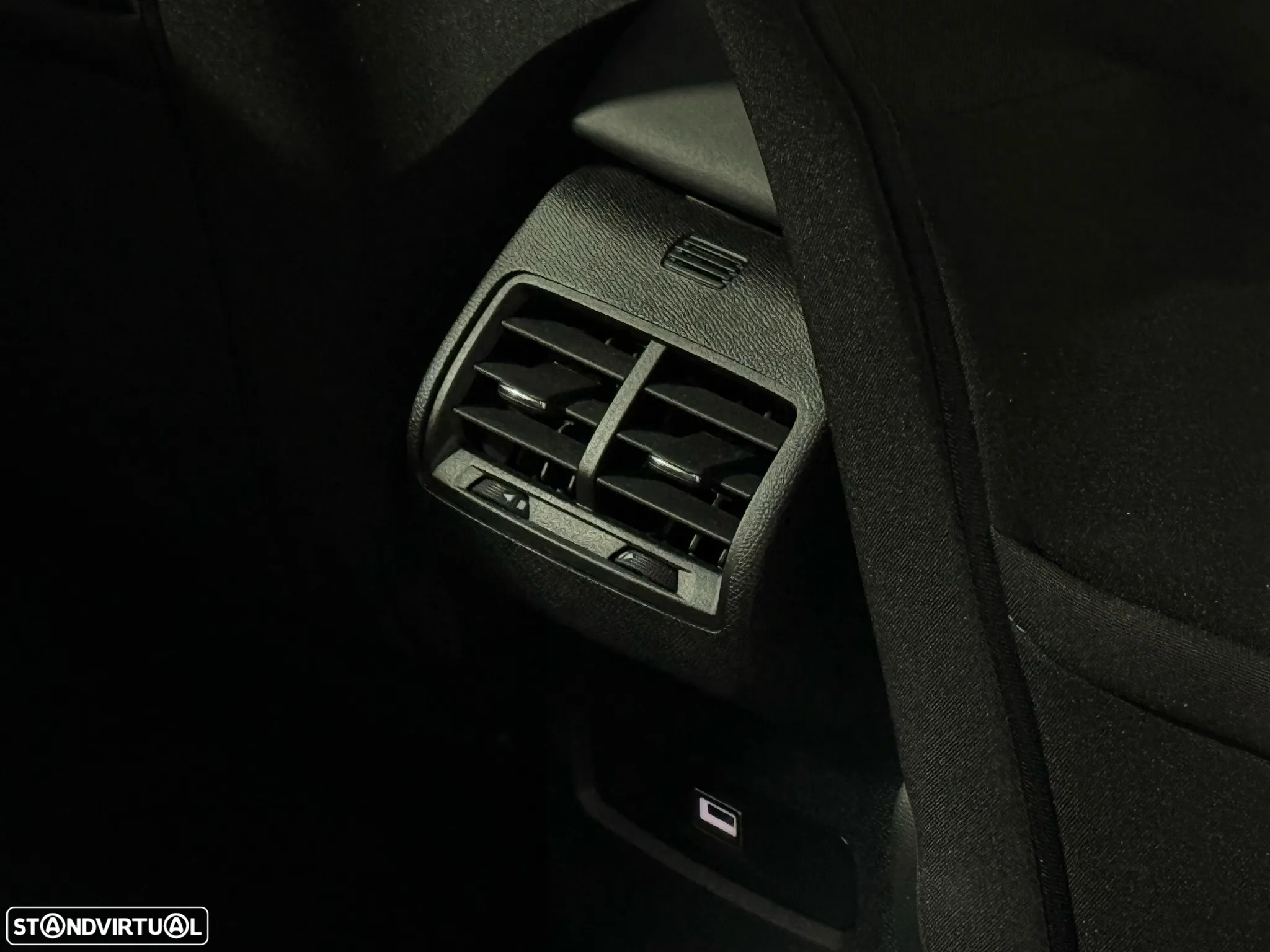 Citroën C4 1.2 PureTech Plus - 38