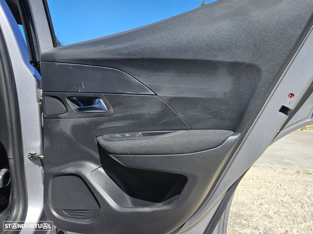 Peugeot 2008 1.2 PureTech Active Pack - 48