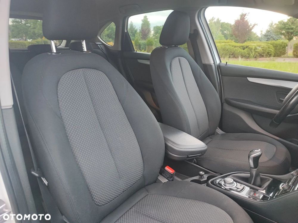 BMW Seria 2 216d Advantage - 33