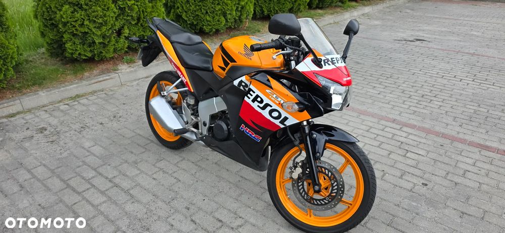Honda CBR - 1