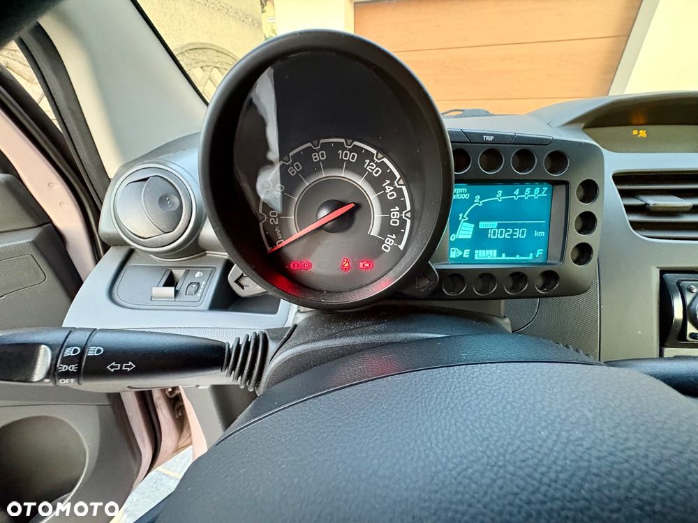 Chevrolet Spark 1.0 LS - 13