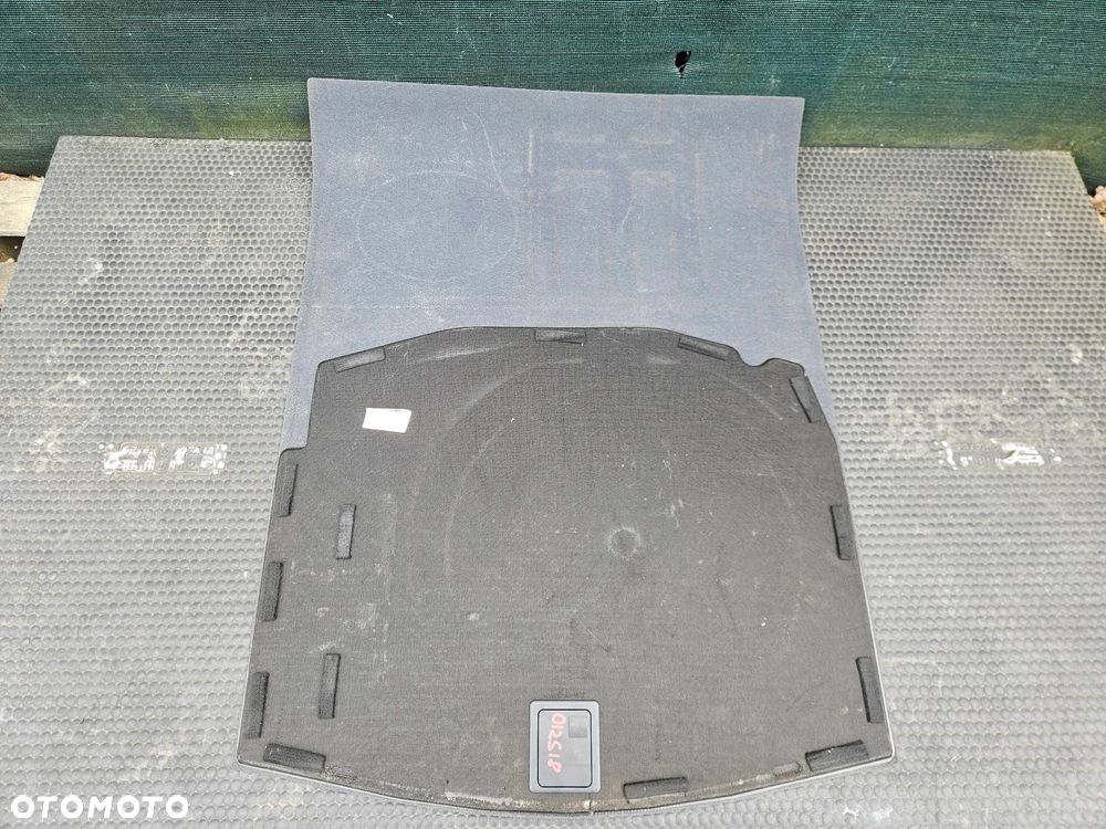Podłoga 4F5863463 Wykładzina Dywan Bagażnika Audi A6 C6 Sedan - 19