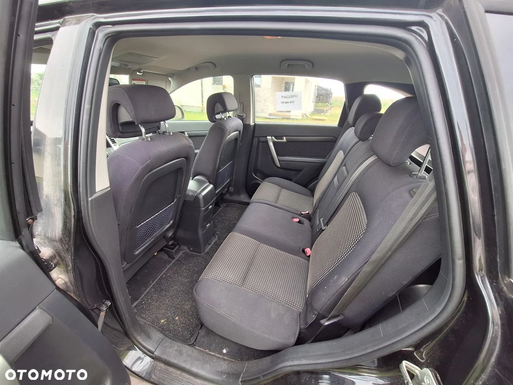 Chevrolet Captiva 2.4 LS 5os - 5