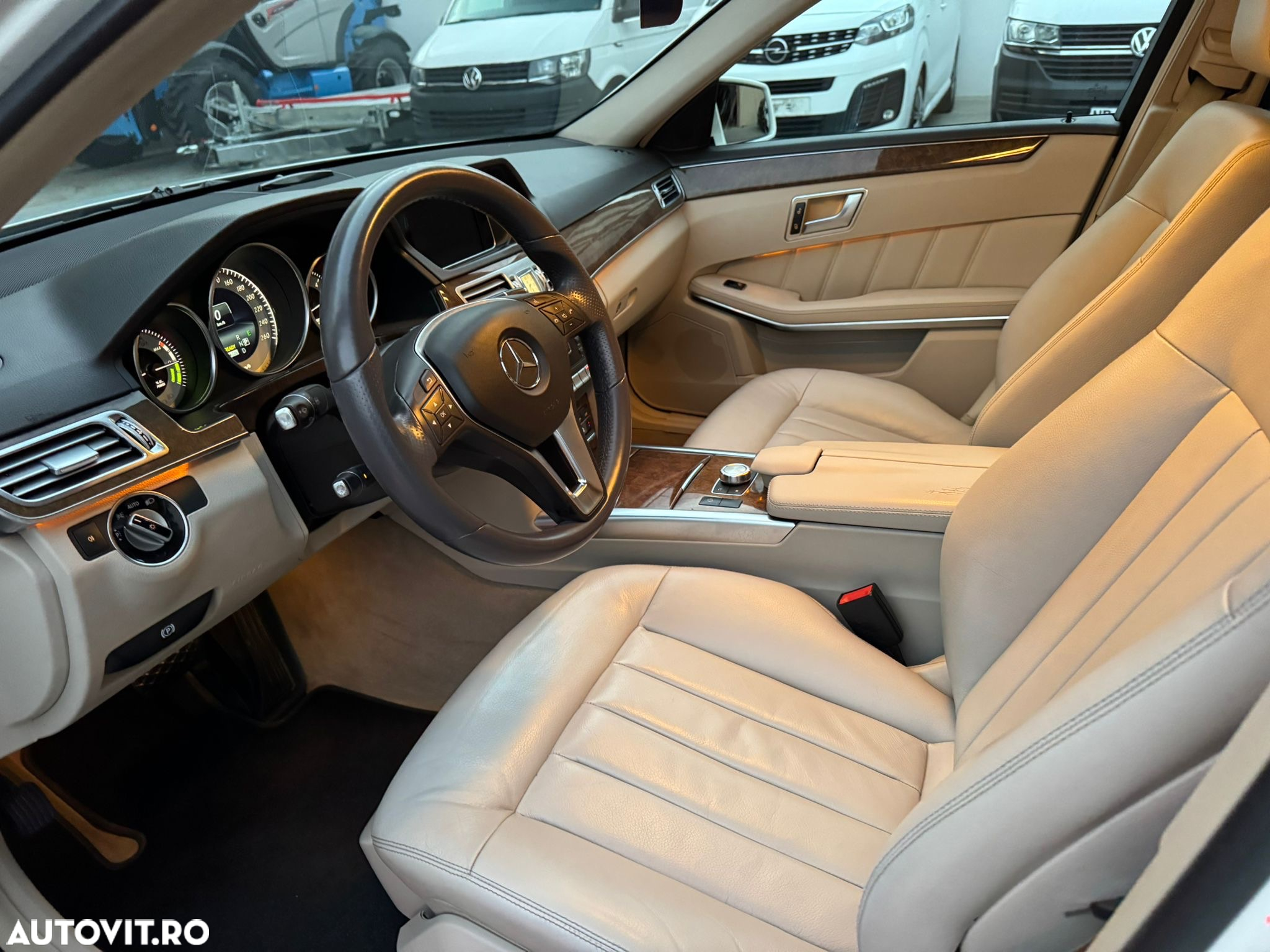 Mercedes-Benz E 300 BlueTEC HYBRID Aut. - 20