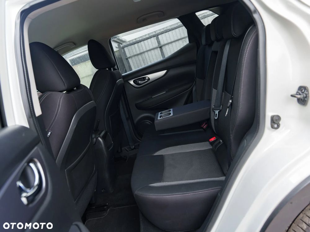 Nissan Qashqai 1.5 dCi N-Connecta - 14