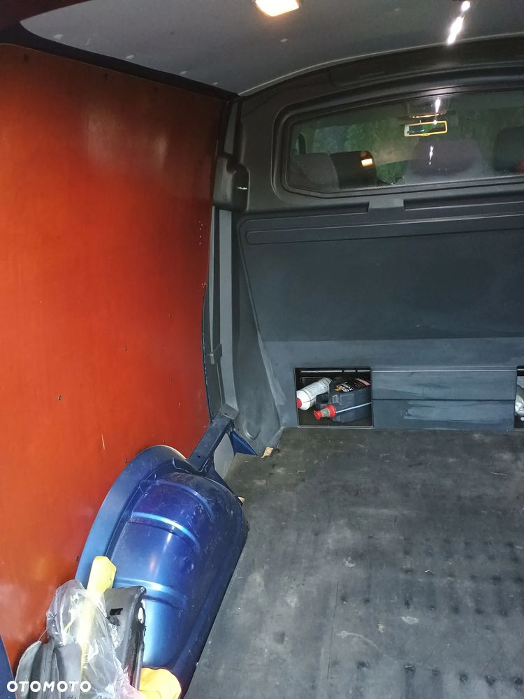 Volkswagen Transporter - 10