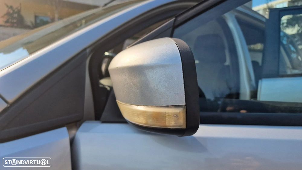 Ford Focus SW 1.6 TDCi Trend - 24