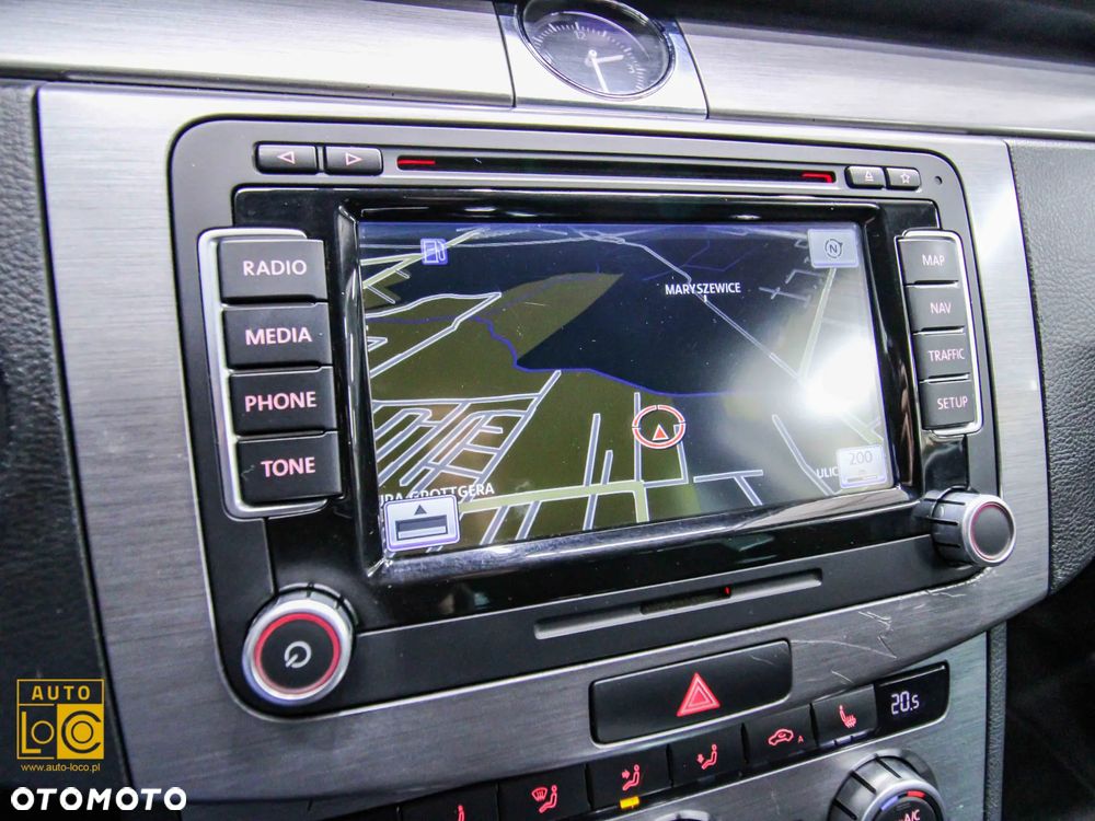 Volkswagen Passat 2.0 Blue TDI DSG SCR Comfortline - 17