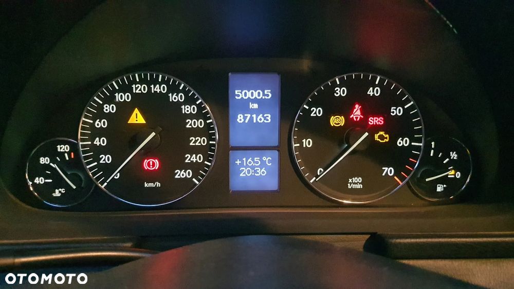 Mercedes-Benz Klasa C 180 Kompressor Starline - 23