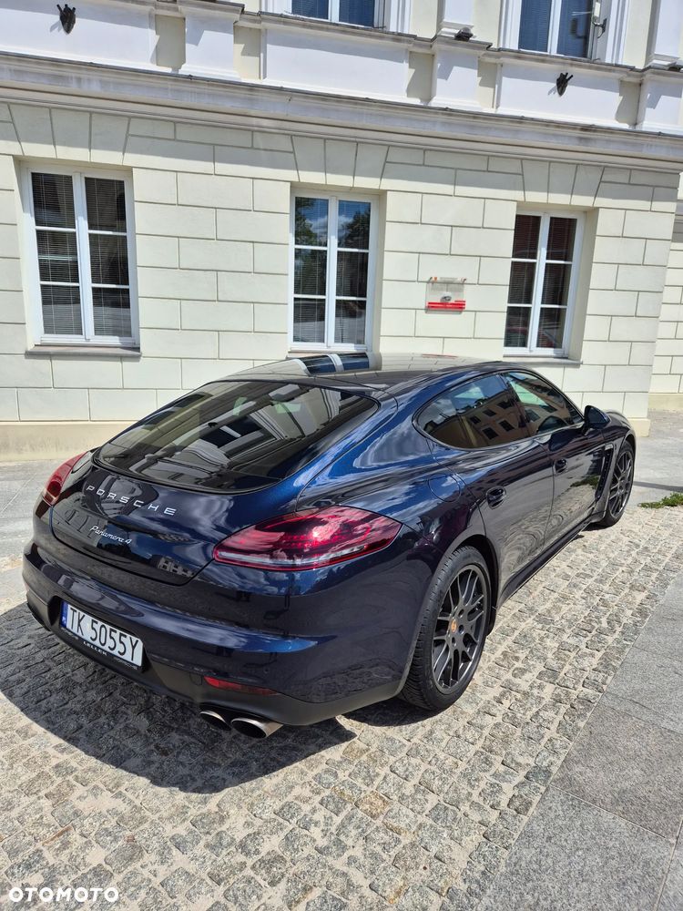 Porsche Panamera 4 Edition - 6