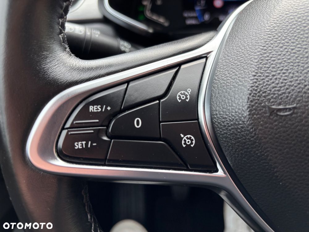 Renault Captur - 19