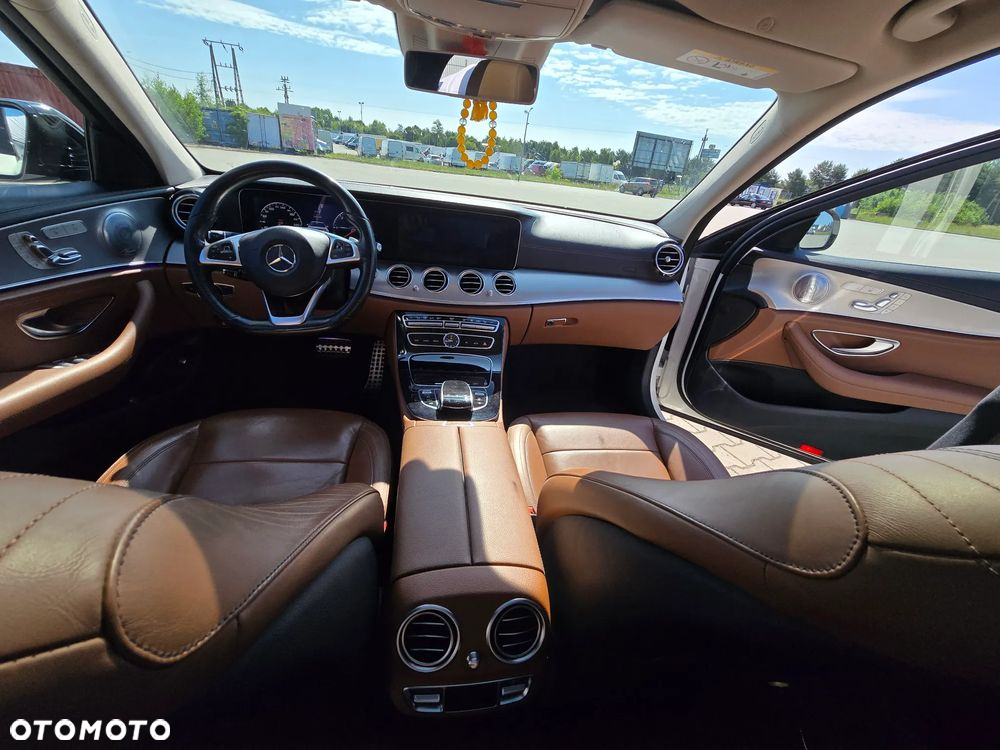 Mercedes-Benz Klasa E 220 d 9G-TRONIC - 8
