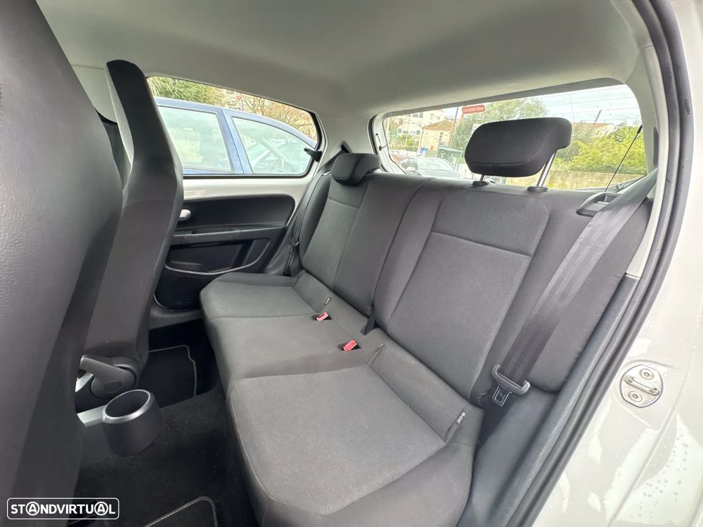 VW Up! 1.0 High Auto - 18