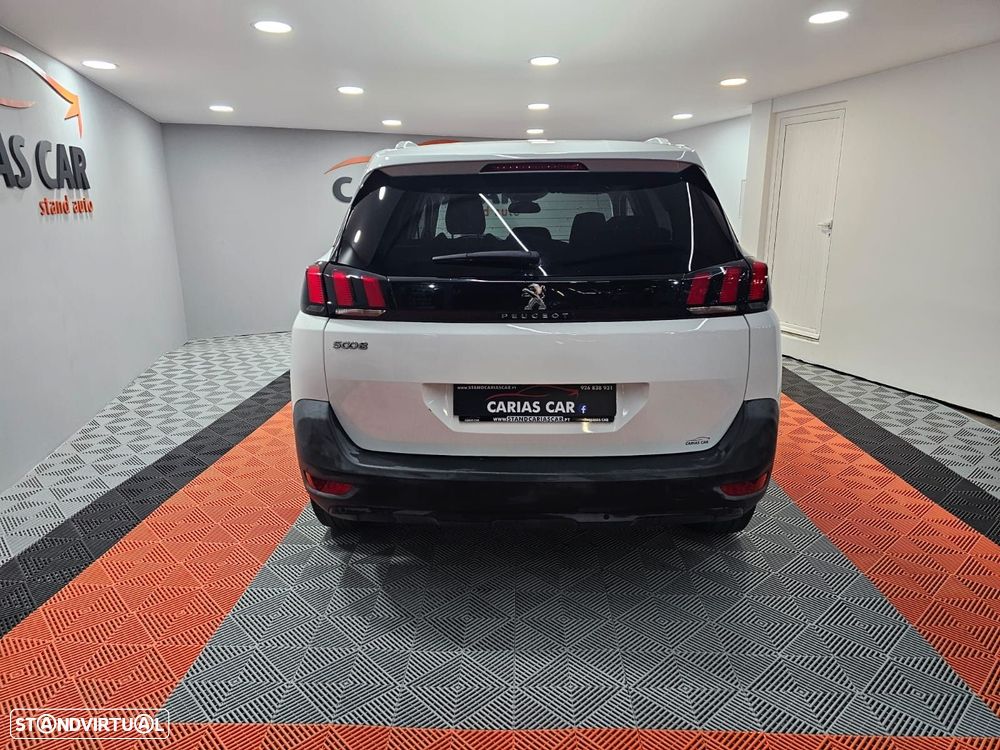 Peugeot 5008 1.2 PureTech Allure EAT8 - 4