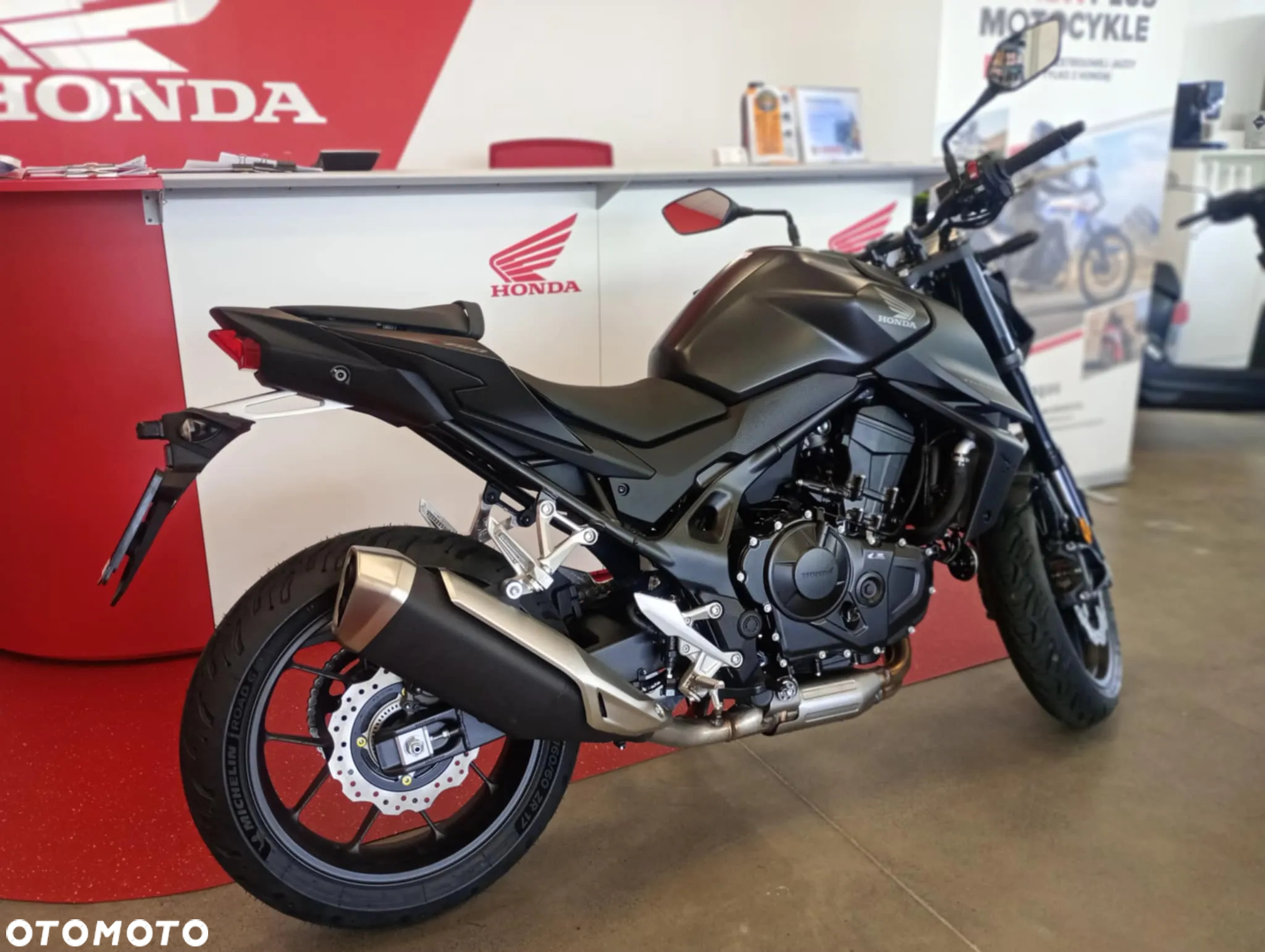 Honda CB - 3