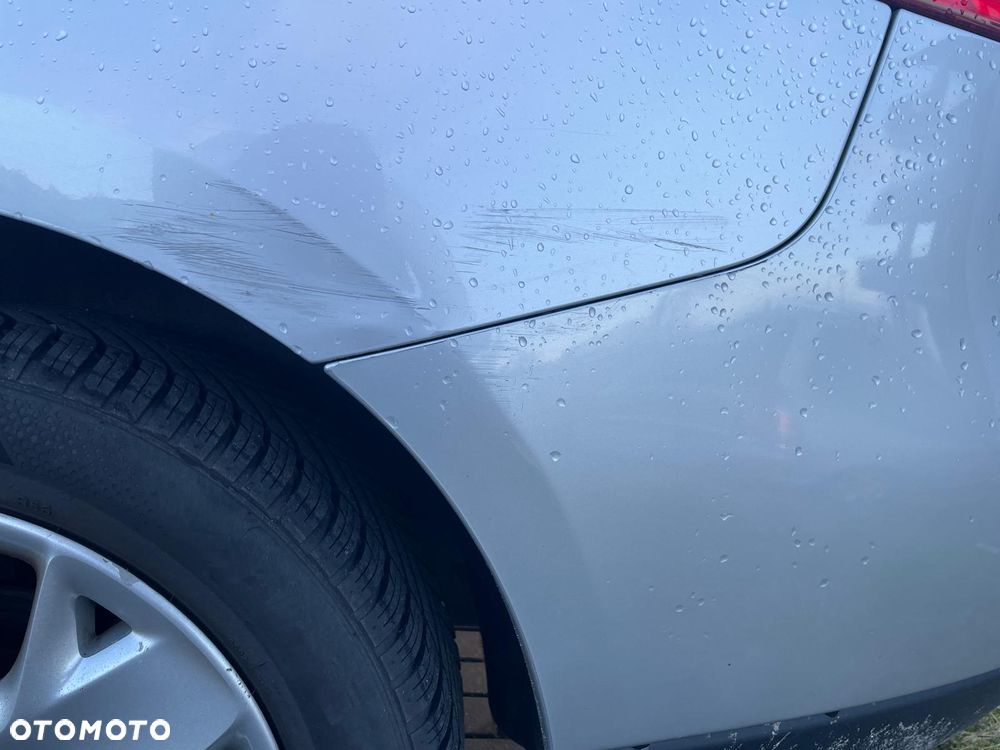 Renault Fluence 1.6 16V Expression - 6