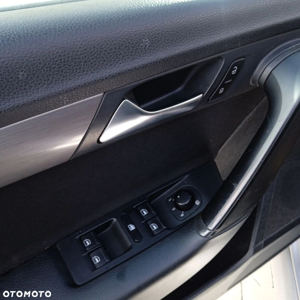 Volkswagen Passat 1.4 TSI BlueMotion Technology Comfortline - 18