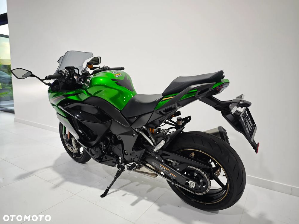 Kawasaki Ninja - 32