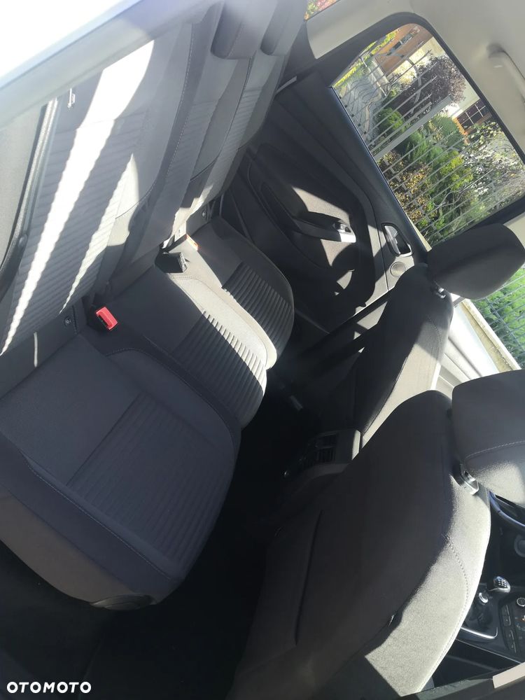 Ford Grand C-MAX - 16