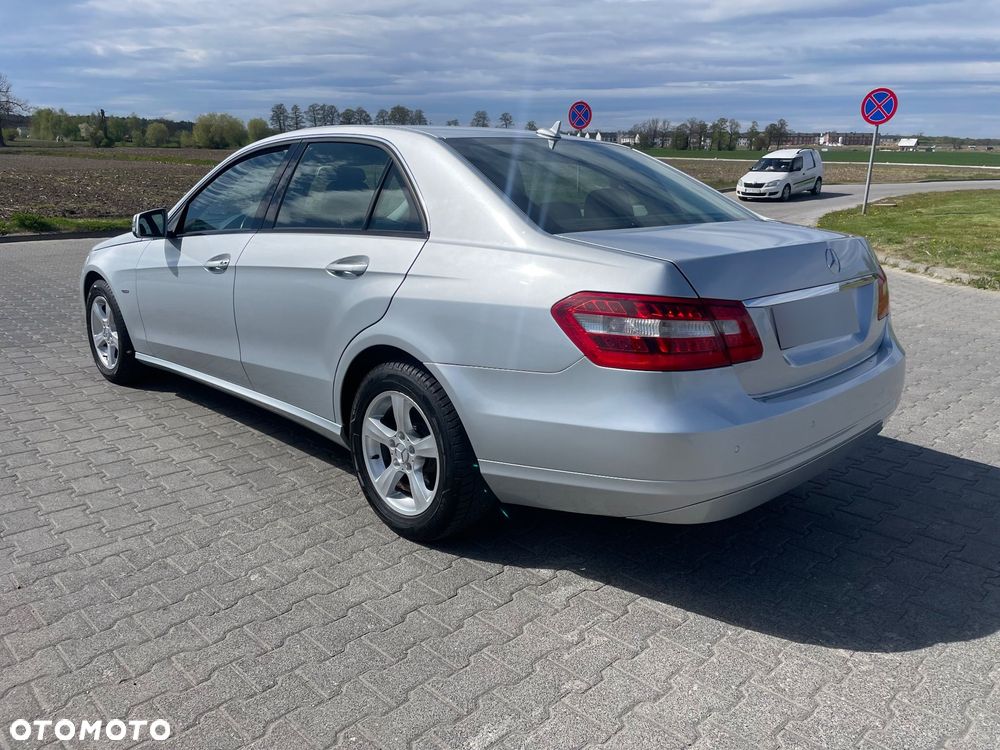 Mercedes-Benz Klasa E - 7