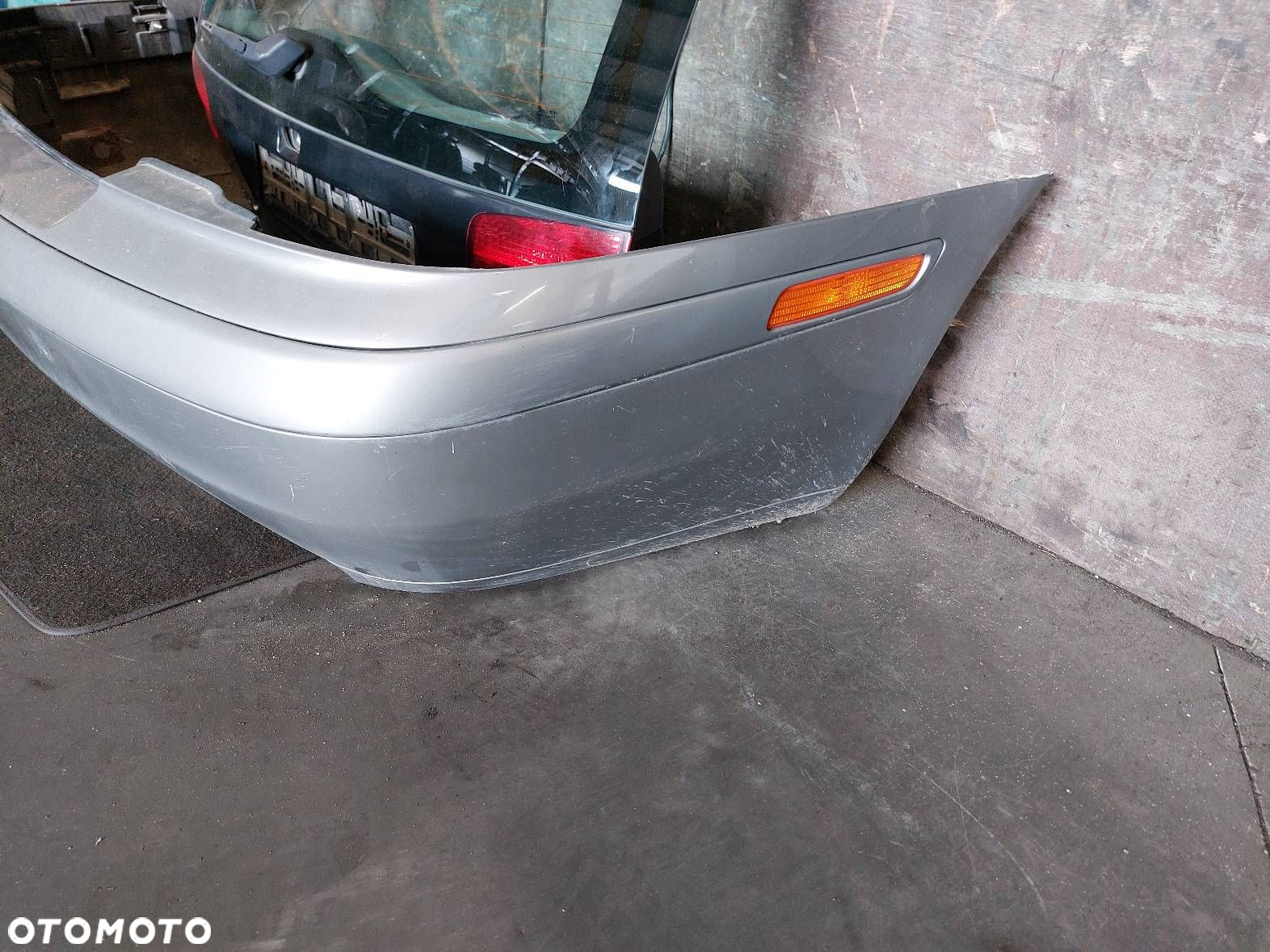 KOMPLETNY TYŁ KLAPA BAGAŻNIKA ZDERZAK TYŁ LAMPY VOLVO V40 I LIFT - 6