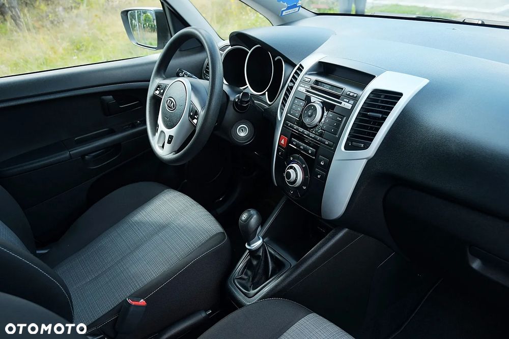 Kia Venga - 19