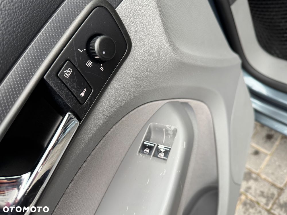 Volkswagen Caddy 1.6 Life (7-Si.) - 14