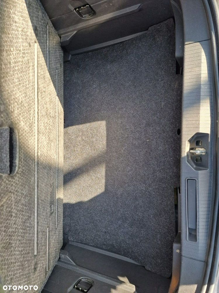 Opel Corsa 1.4 16V Edition - 26