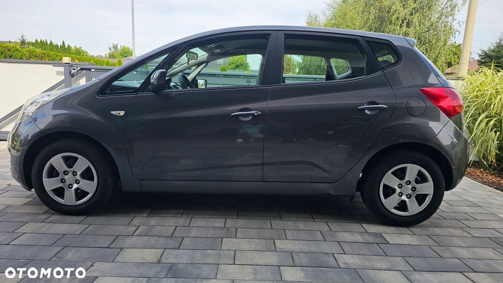Kia Venga - 4