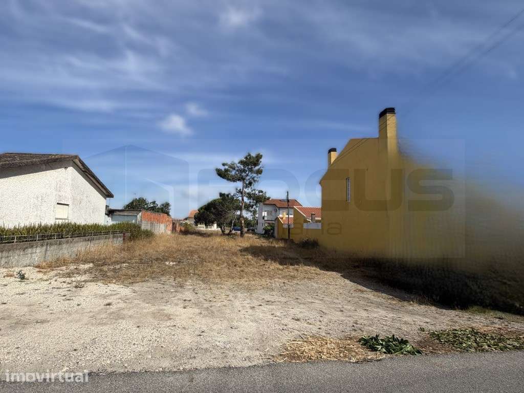 Espetacular terreno com 15,5m e frente no centro da Gafanha da Nazaré - Grande imagem: 4/12