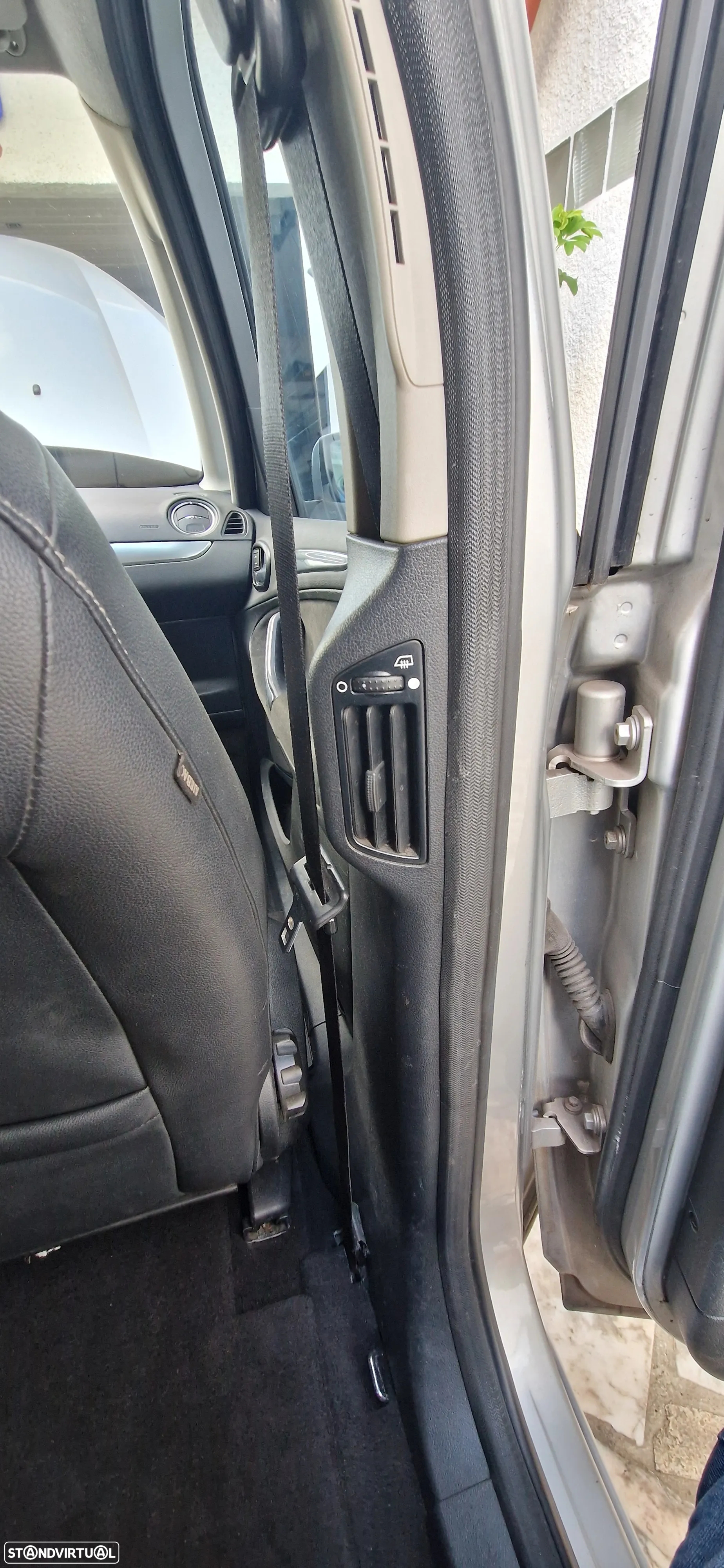 Ford S-Max 2.0 TDCi Titanium 7L - 15