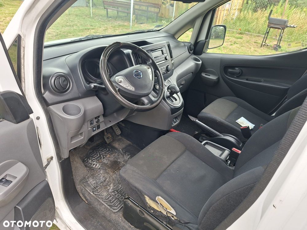 Nissan NV200 - 9