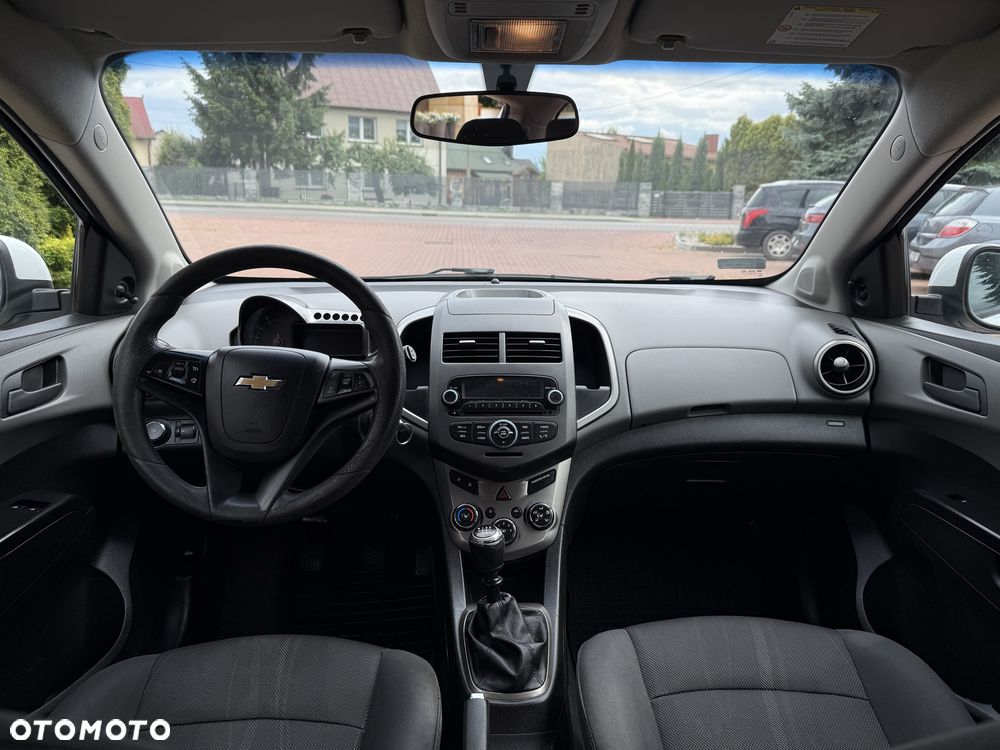 Chevrolet Aveo - 6