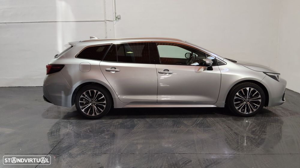 Toyota Corolla Touring Sports 1.8 Hybrid Comfort Plus - 17