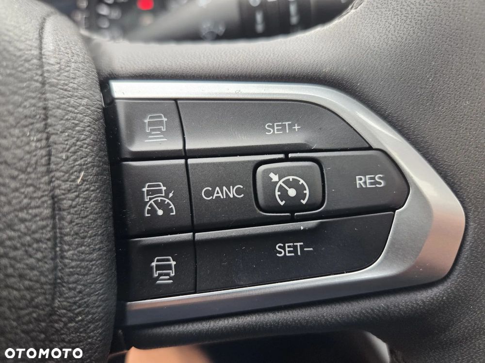 Jeep Compass - 16