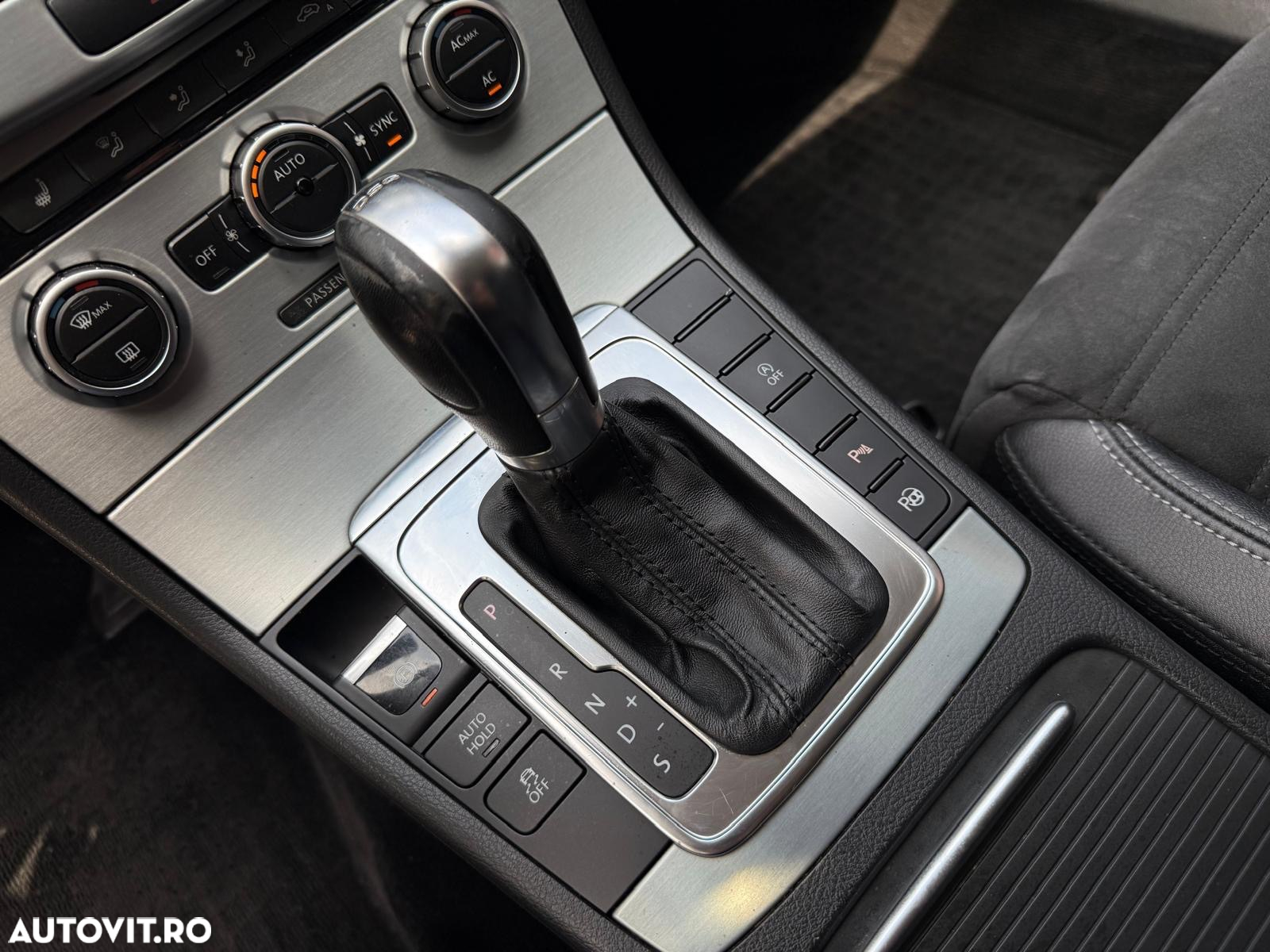 Volkswagen Passat CC 2.0 TDI DSG - 12