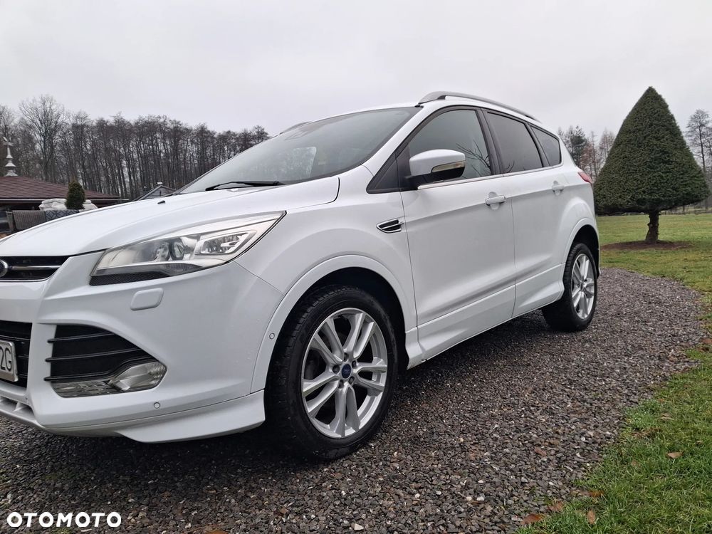 Ford Kuga 1.6 EcoBoost 2x4 Titanium - 13