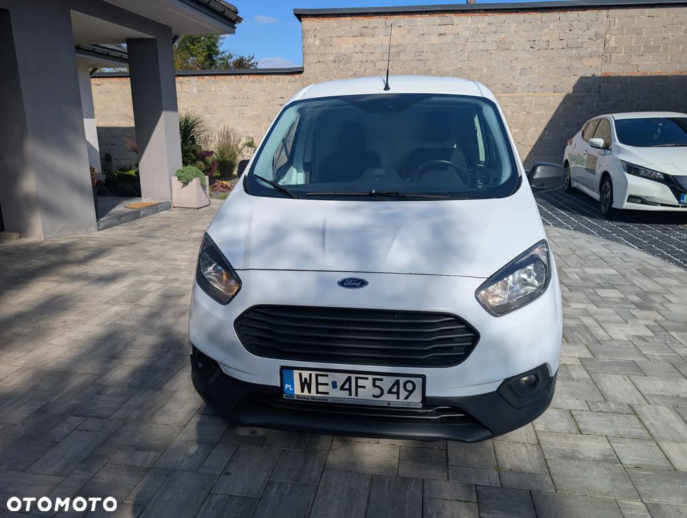 Ford Transit Courier - 3