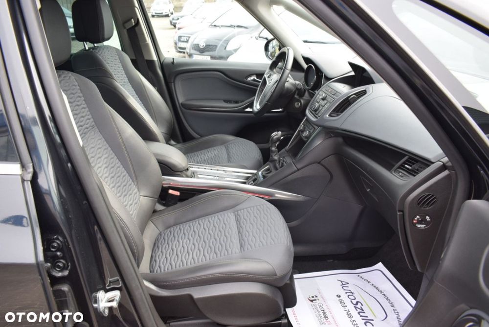 Opel Zafira - 26