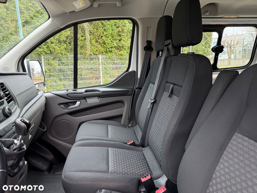 Ford Transit Custom - 13