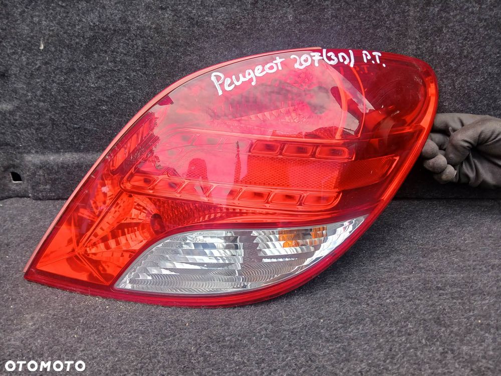 Peugeot 207 lift lampa tylna lewa, prawa - 4