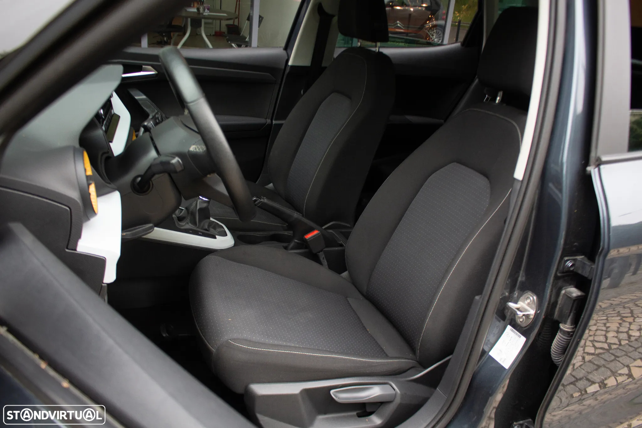 SEAT Arona 1.0 TSI Xperience - 29