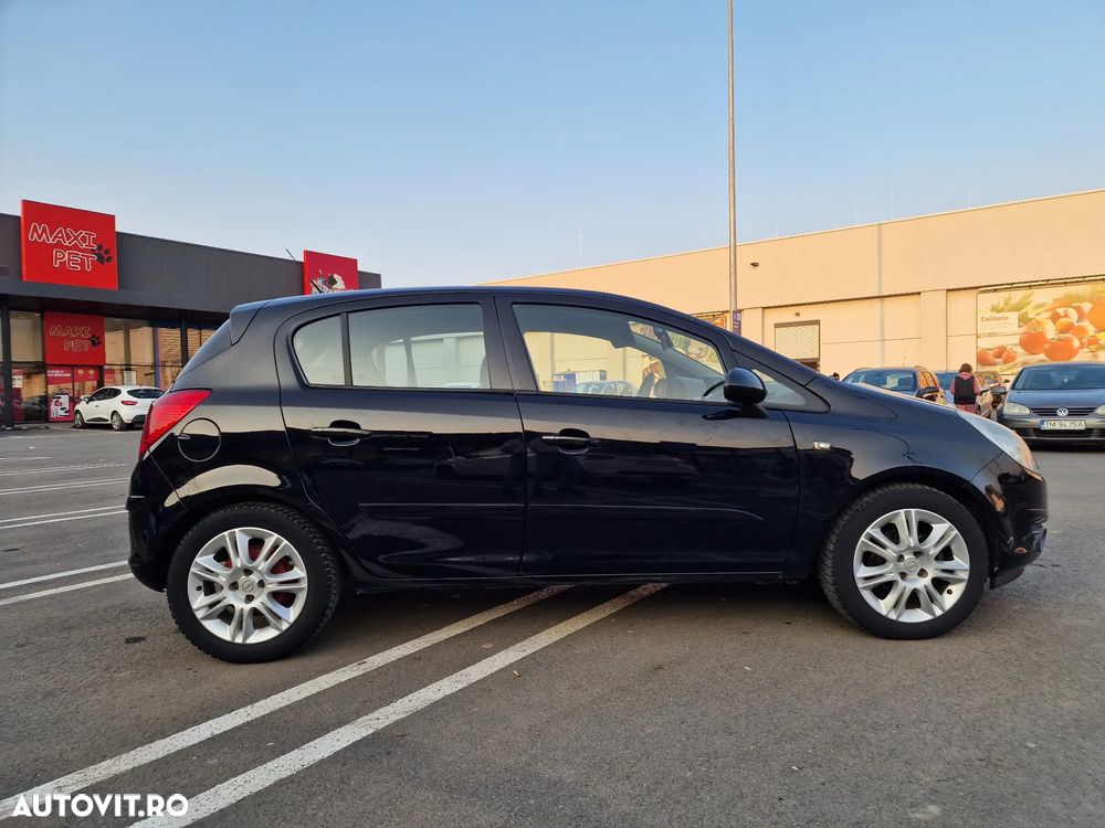 Opel Corsa 1.2 16V - 9