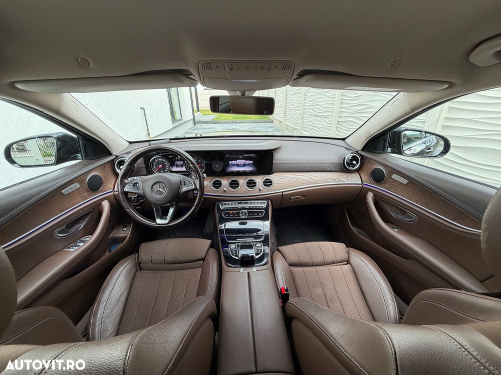 Mercedes-Benz E - 7