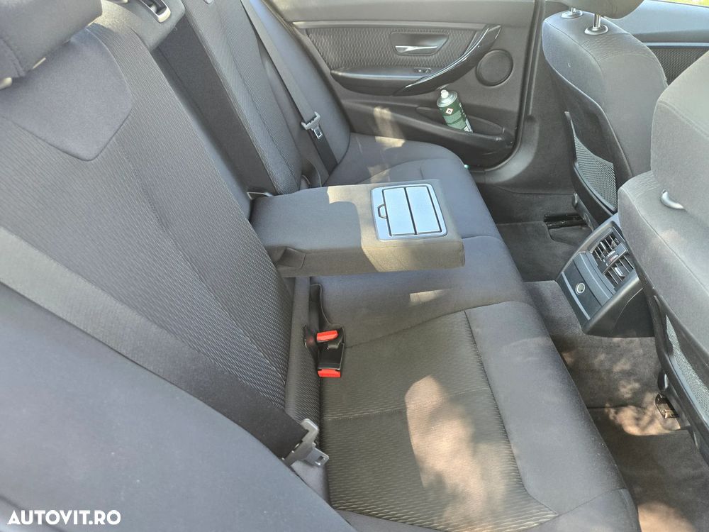 BMW Seria 3 316i Aut. Modern Line - 6