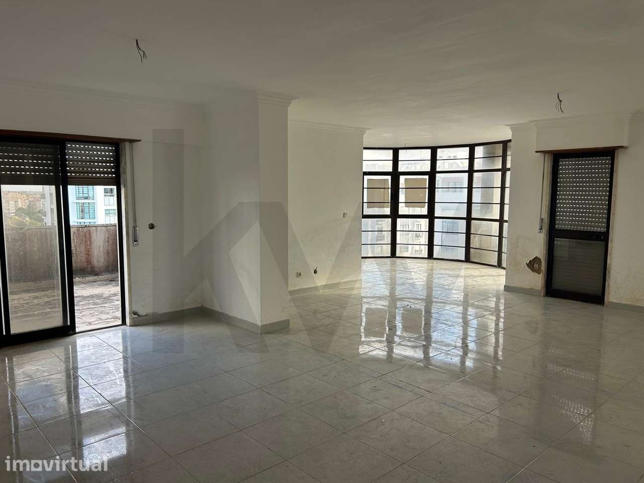 VENDA - Apartamento T5 Duplex, Mem Martins - Grande imagem: 3/43