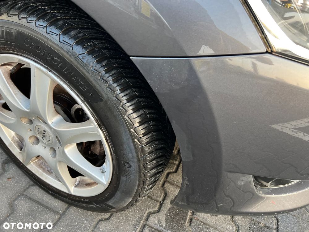 Toyota Auris 1.6 VVT-i Sol - 13