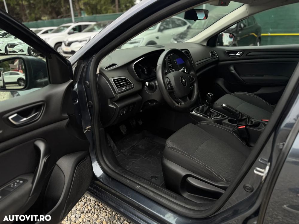 Renault Megane TCe Business - 2