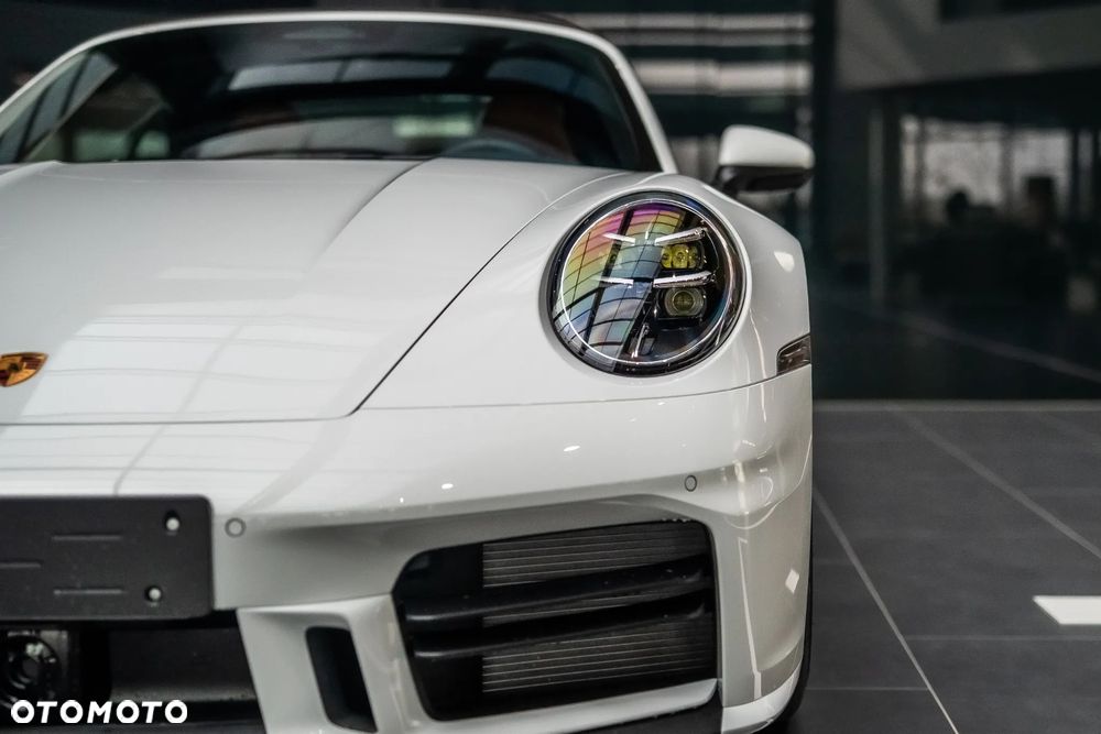 Porsche 911 Carrera S - 13