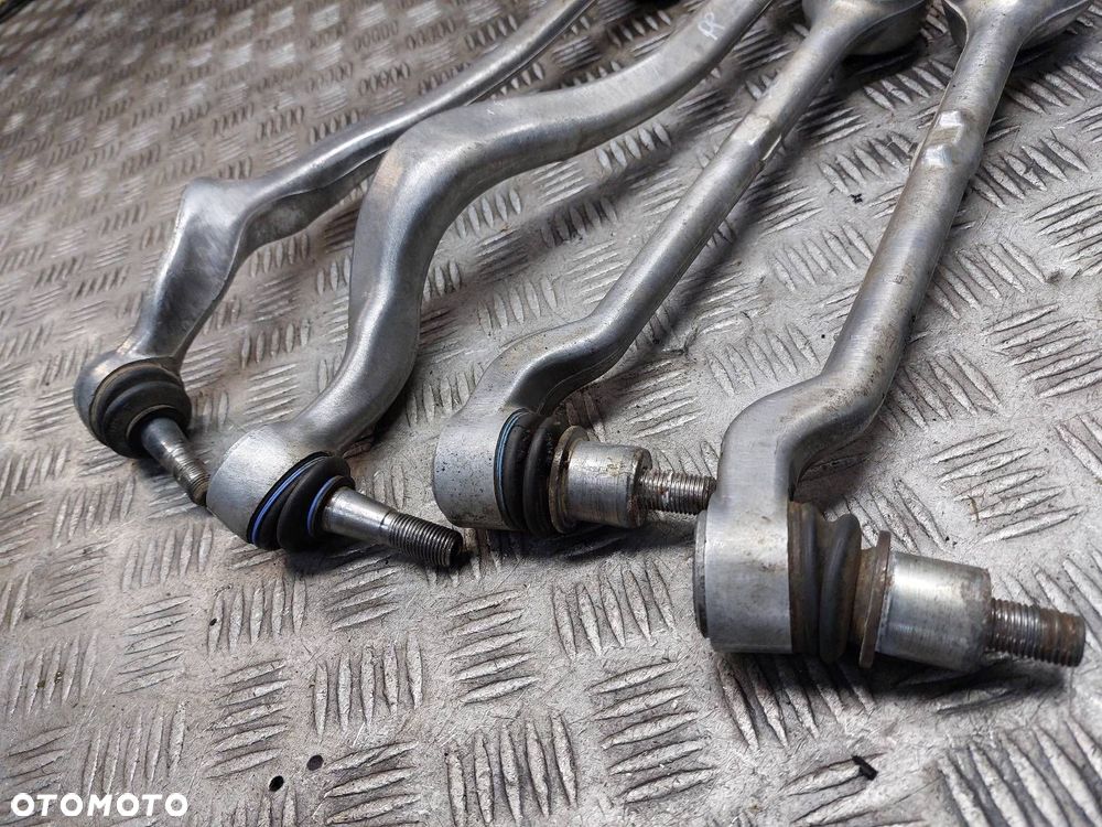 WAHACZE PRZÓD KOMPLET BMW E39 520i - 2